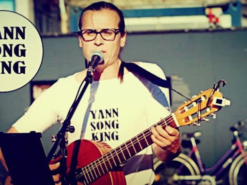 YANN SONG KING: „Regierungsferne Musiksatire“ | Konzert